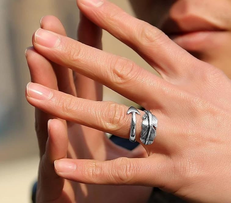 Feather Arrow Ring