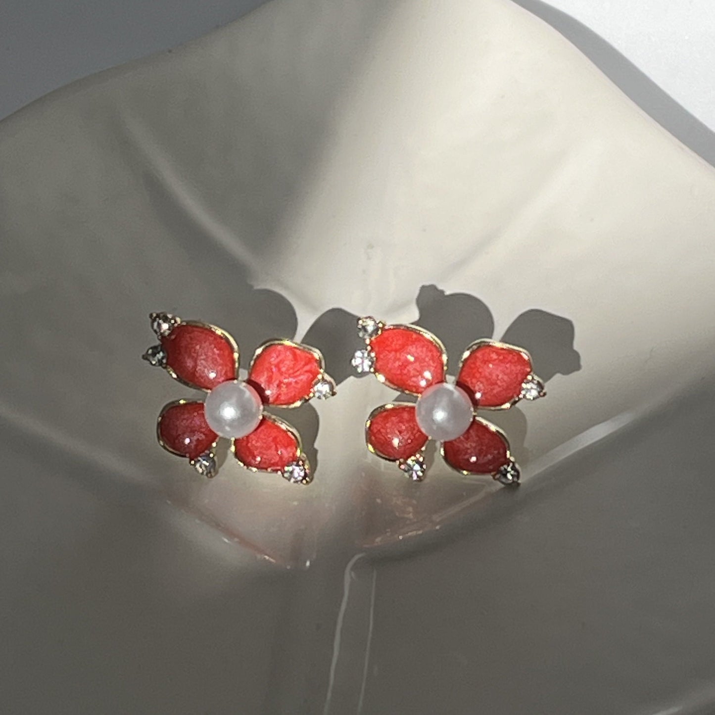 Red Petal Zircon Stud Korean Earing