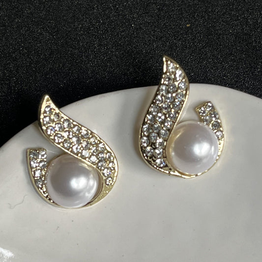 Zircon Pearl Korean Earing