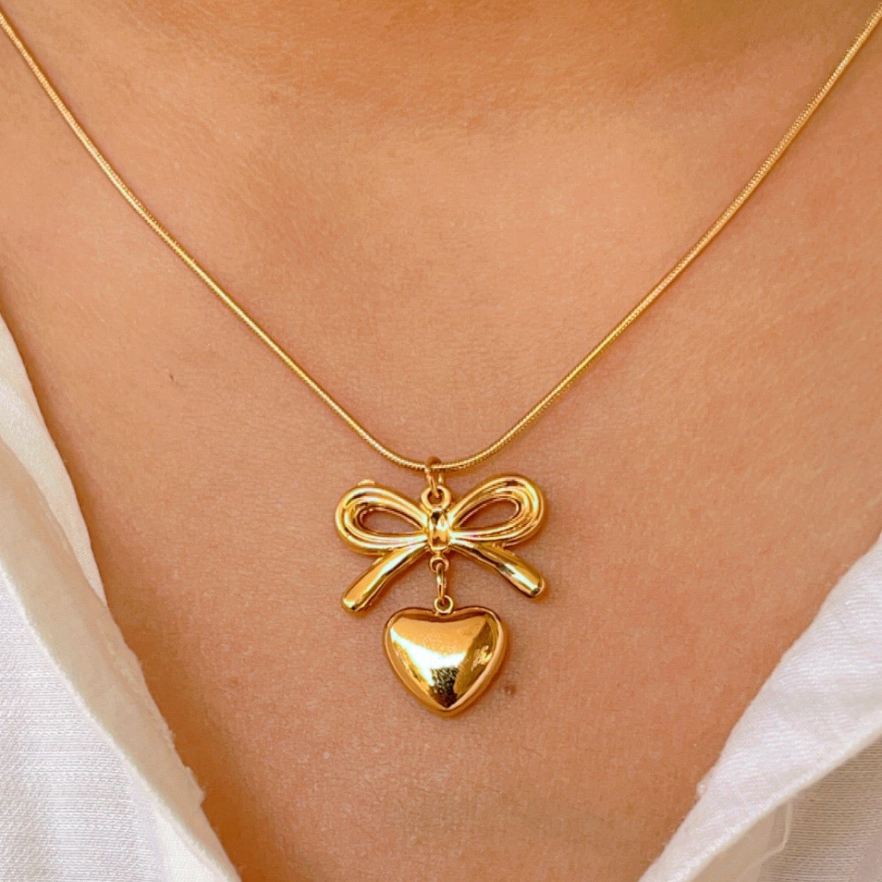 Trendy Heart Bow Necklace