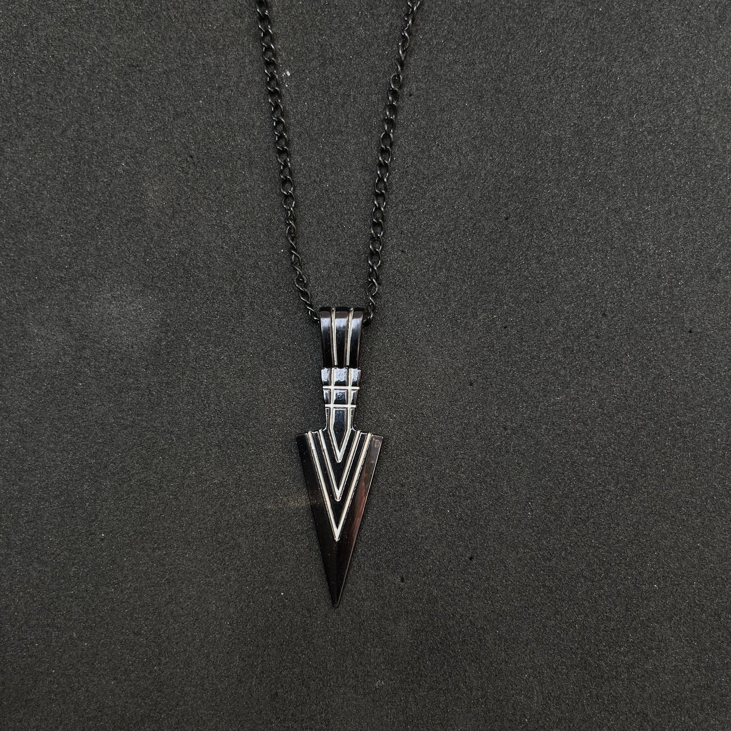 Black Arrow Chain Pendent