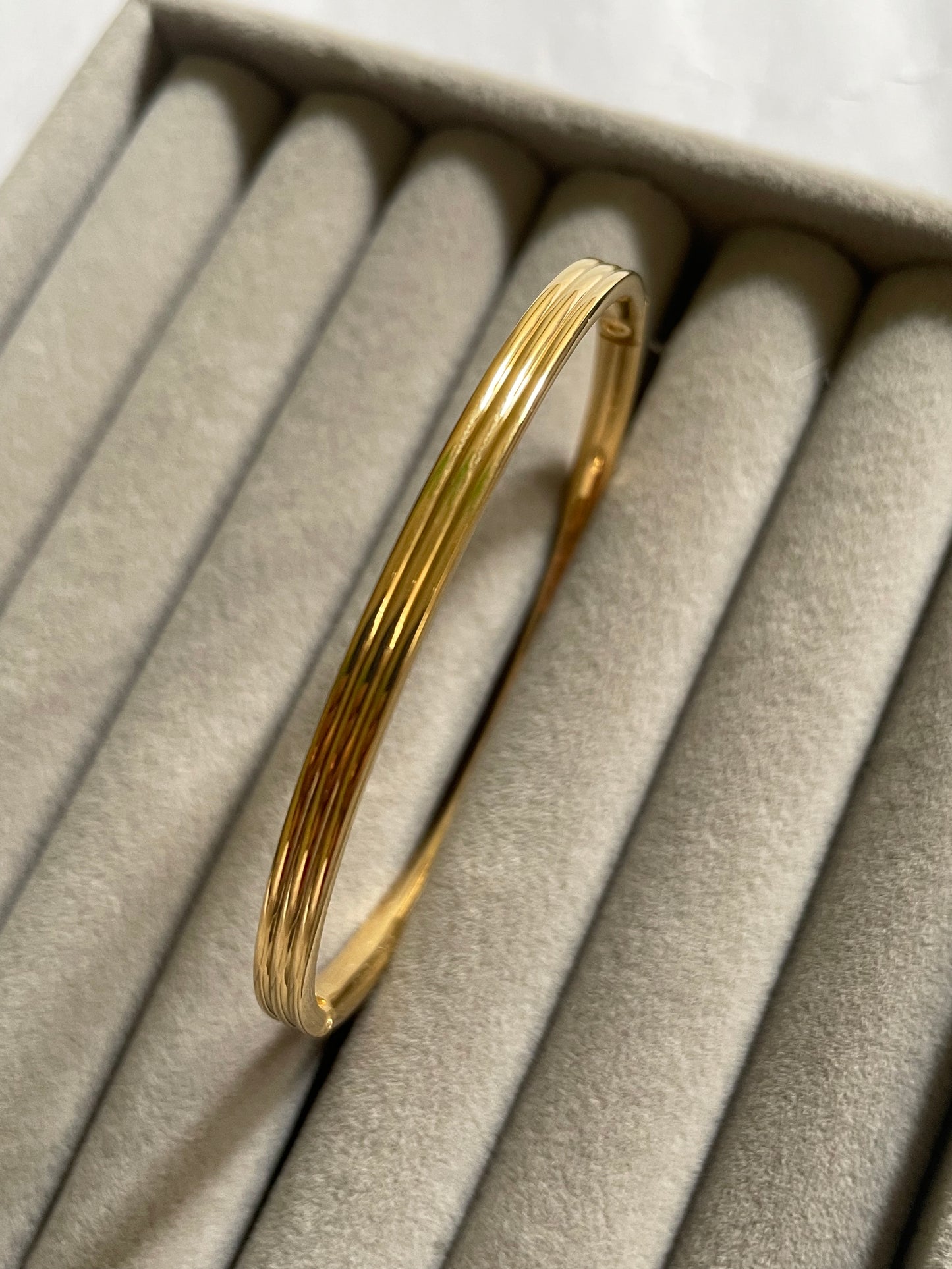 Minimal Gold Plated Kada - Antitarnish