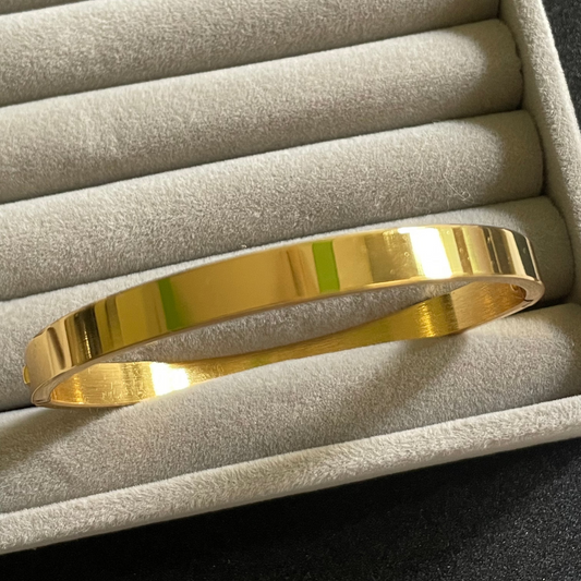 Stylish Men's  Gold Kaada - 18k Gold Plated