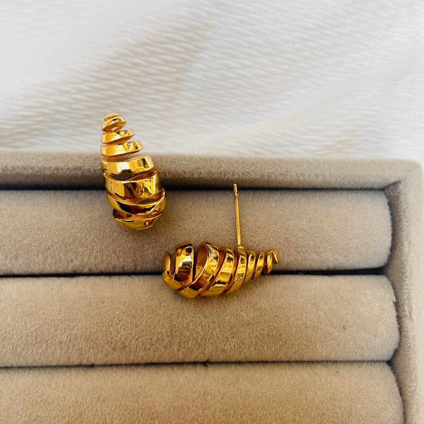 Trendy Teardrop Chunky Spiral Studs -Antitarnish